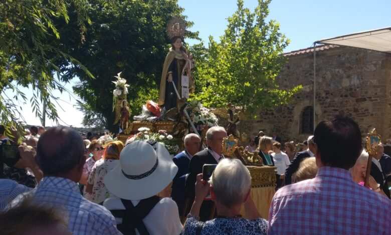 Virgen del Carmen Navianos de Valverde