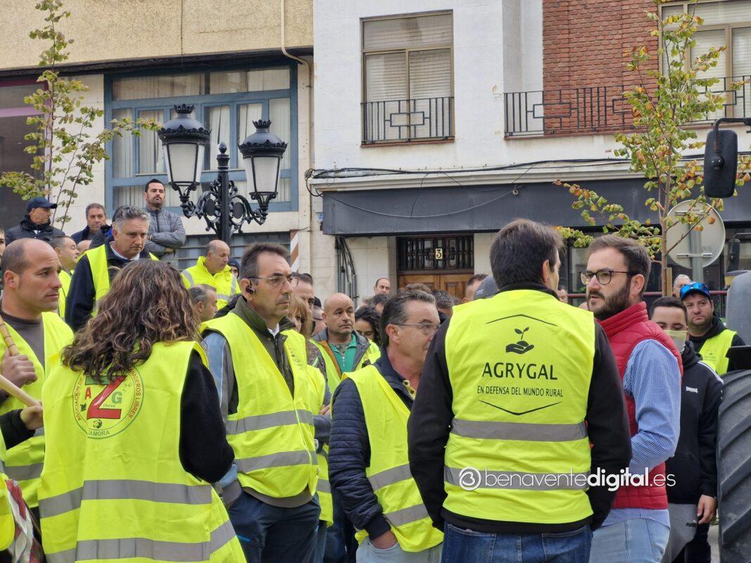 agricultores y ganaderos