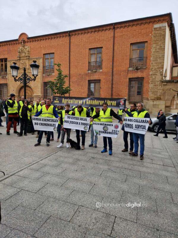 agricultores y ganaderos