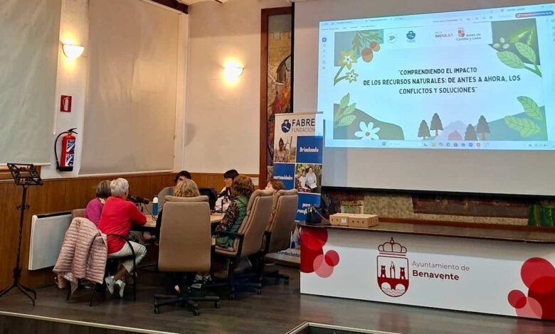 Actividad complementaria grabación podcast Universidad de la Experiencia